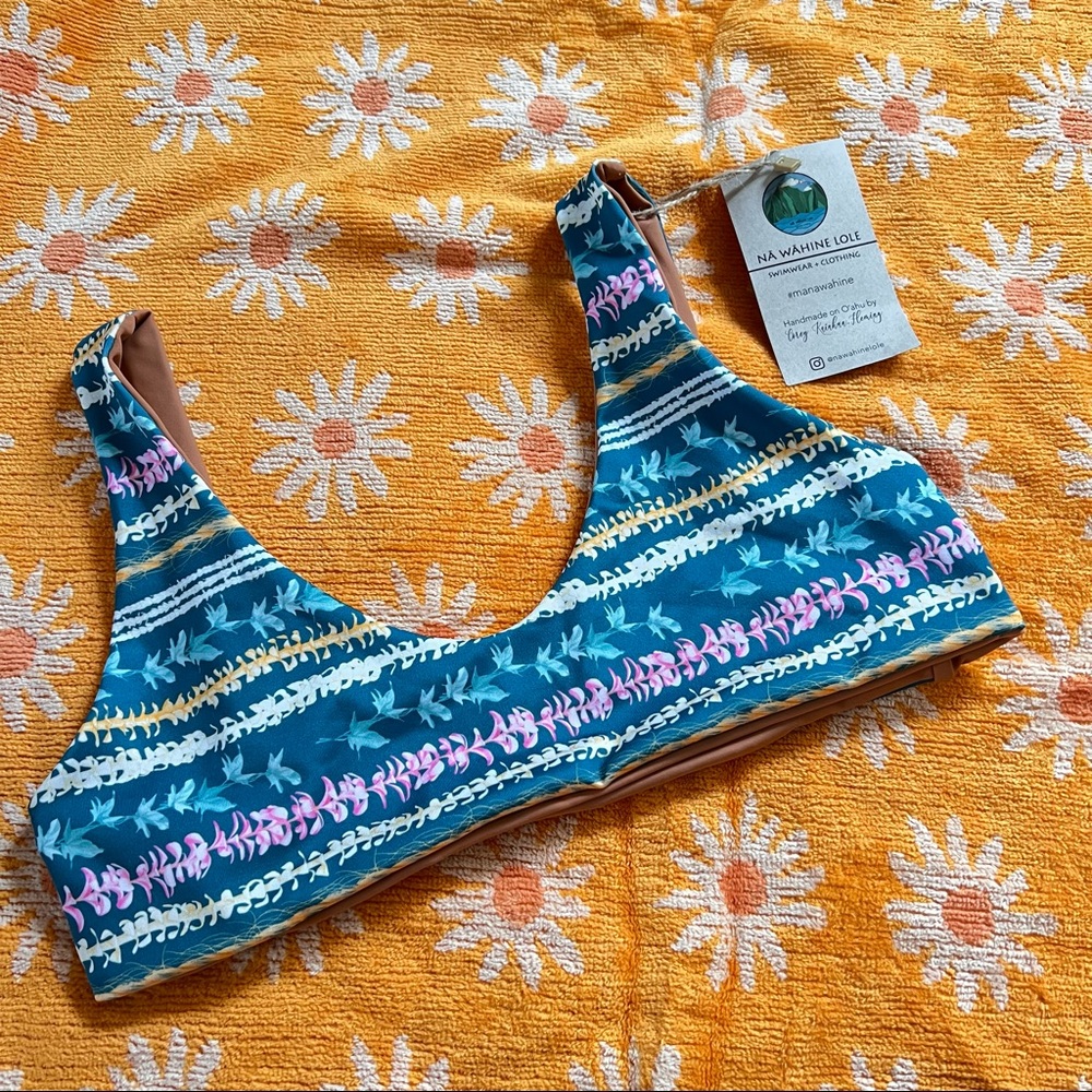 Nā Wāhine Lole Lei Top